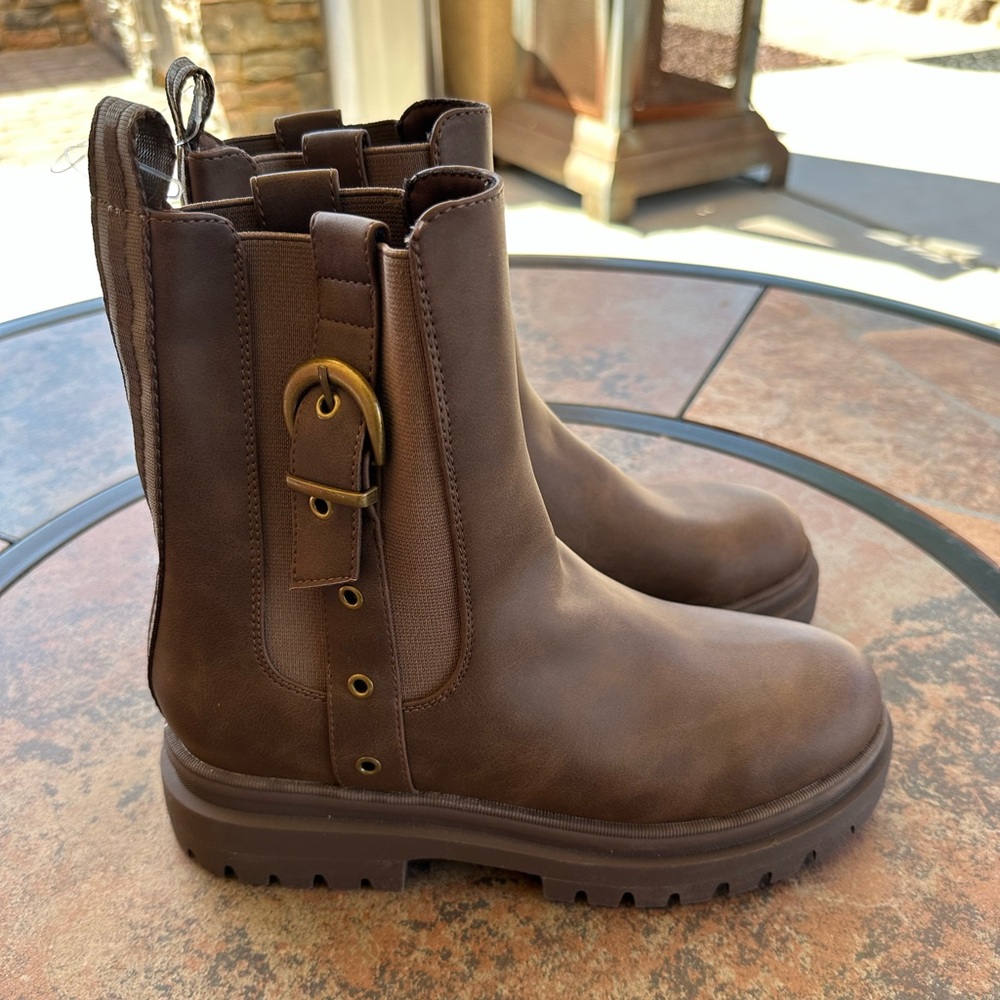 Brown  Boots